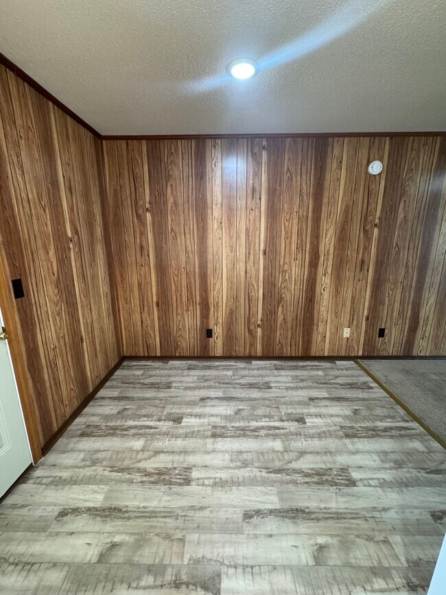 Photo - 43 Jim Banks Rd