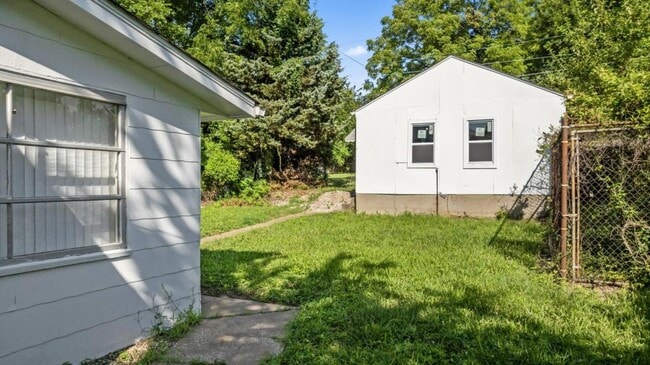 Photo - 5613 Jennings Station Rd