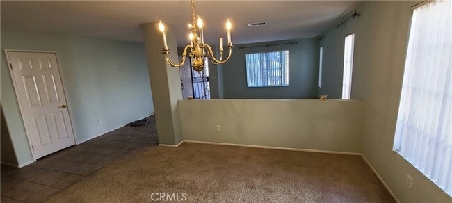 Photo - 2563 Gilbert Ave