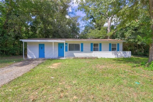 Building Photo - 2423 Thrasher Ave