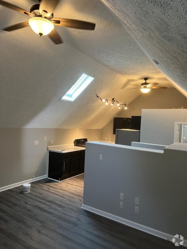 Building Photo - 4 N Anderson St Rental
