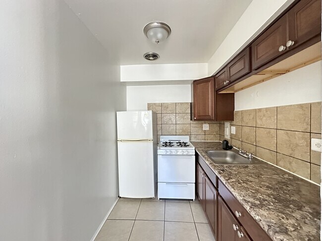 Photo - 1515 W Morse Ave Unit 403