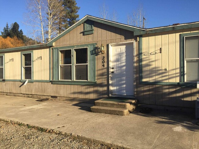 3 bedroom 2 bath manufactured home located... - 3 bedroom 2 bath manufactured home located...