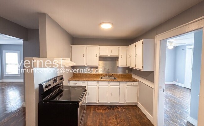 Photo - 32 Woodlawn Dr Unit 7