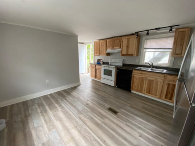 Photo - 37 Getchell St Unidad 1