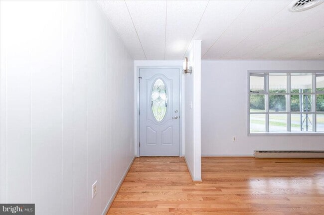 Photo - 6 Schaller Ln