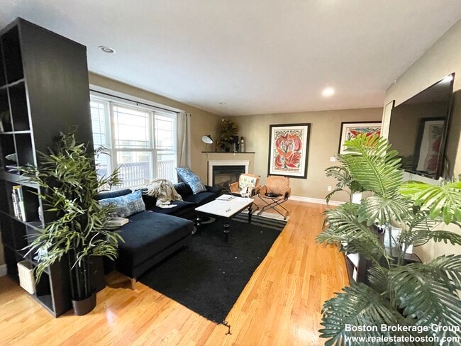 Photo - 25 Iroquois St Unidad 1