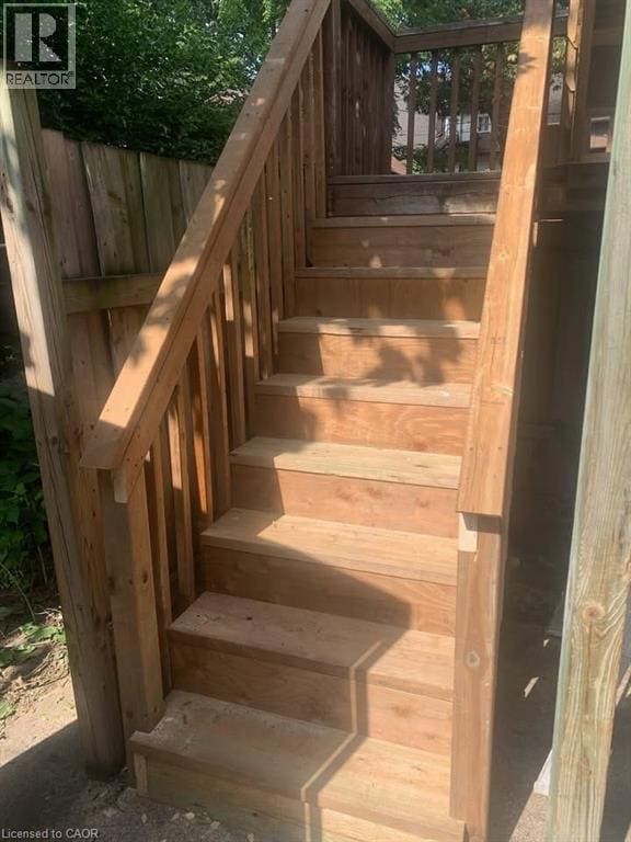 Photo - 16 Eastbourne Ave