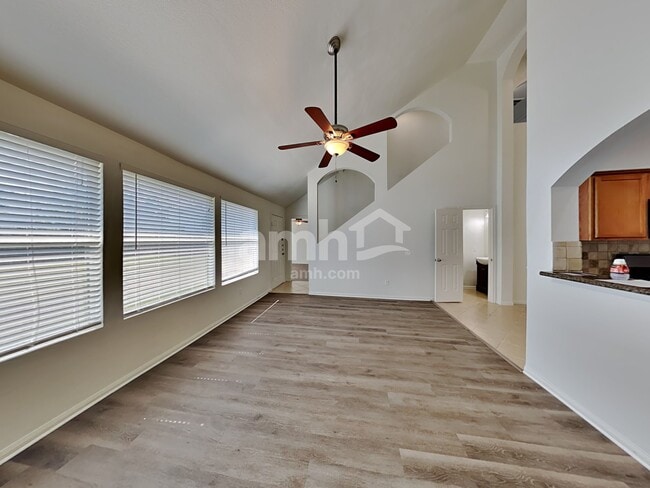 Photo - 18439 Sunrise Oaks Ct