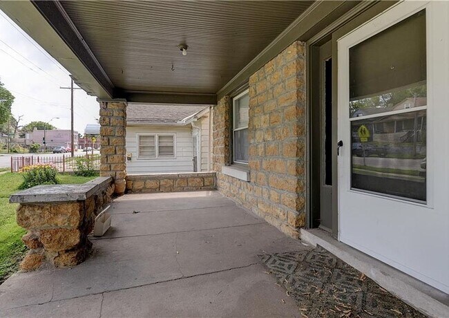 Photo - Newly renovated 6-bedroom, 2-bathroom house