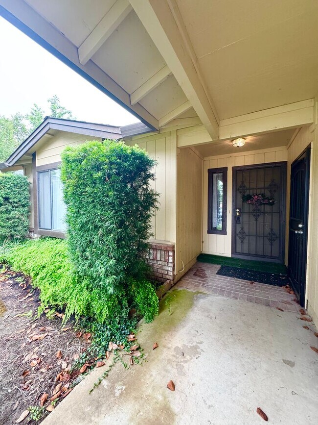Photo - Desirable Paris Park Home!! 55+ Community