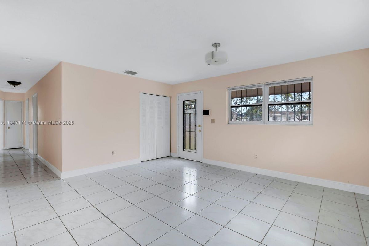 Photo - 14510 SW 296th St