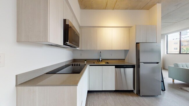 Building Photo - 726 NW 3rd St Rental