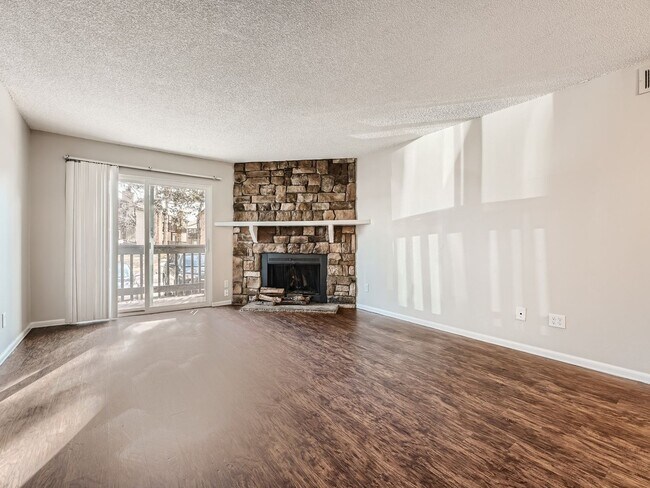 Photo - 2 Bed, 2 Bath Condo in Aurora!