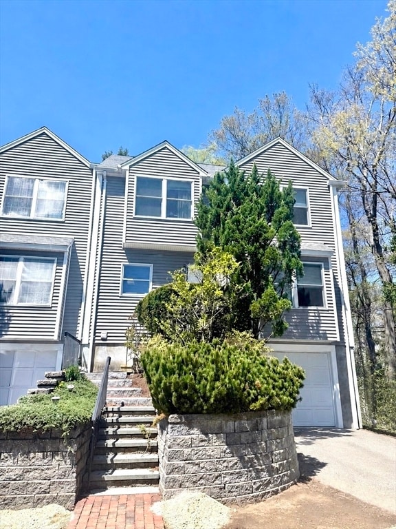 Building Photo - 1 Edgemoor Cir