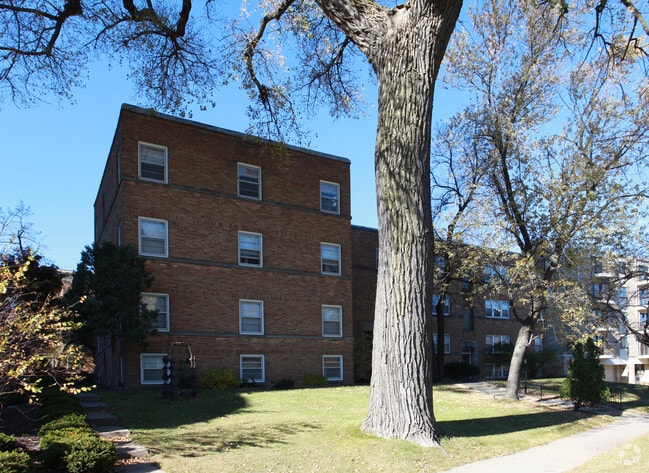 Dean Terrace Apartments
