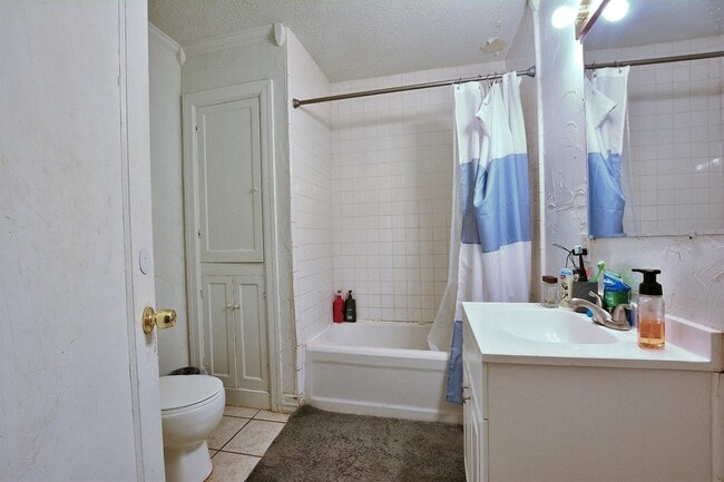Photo - 2203 20th St