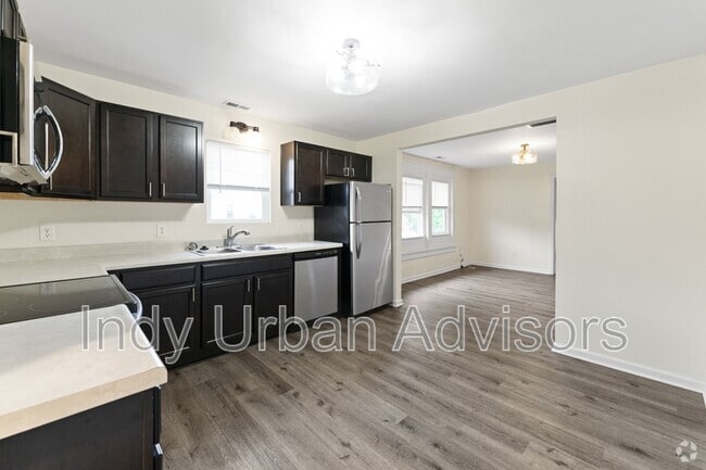 Building Photo - 1306 Woodlawn Ave Rental