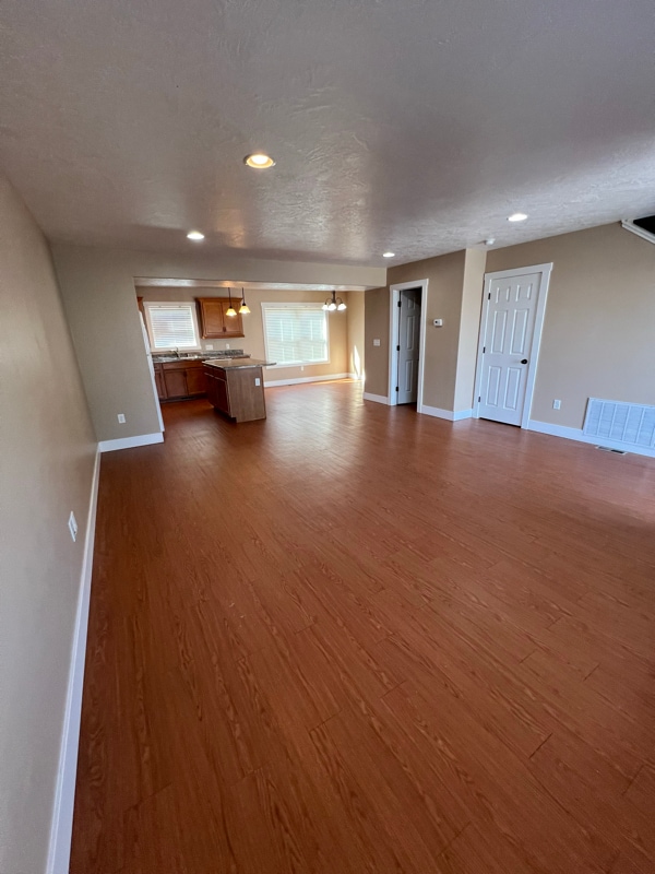 Building Photo - 1116 10th Ave NW Rental