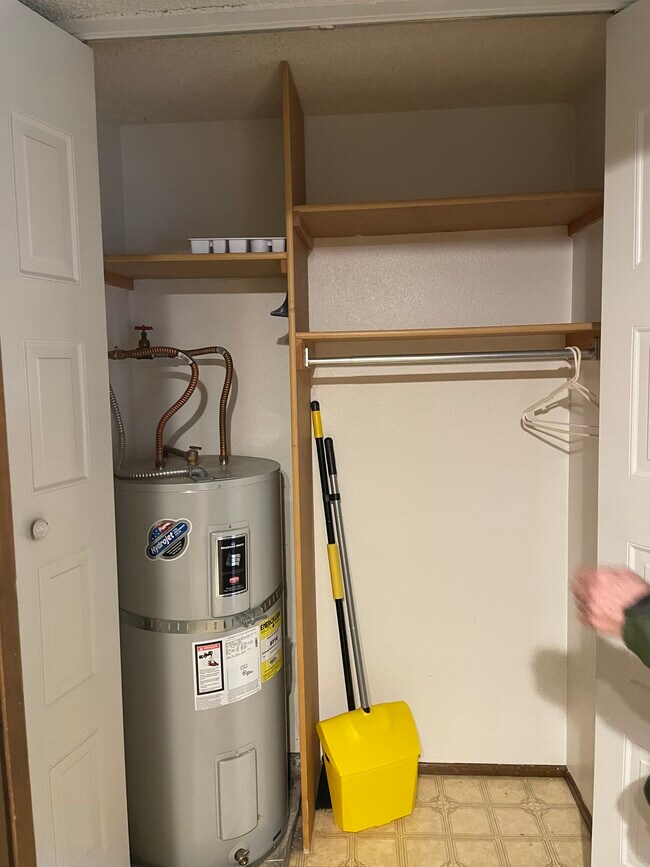 2663 Woodstone Pl Condo Unit 2663 Woodstone Place Condo for Rent in