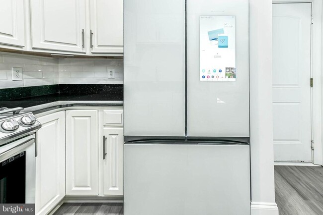 Photo - 15158 Kentshire Dr