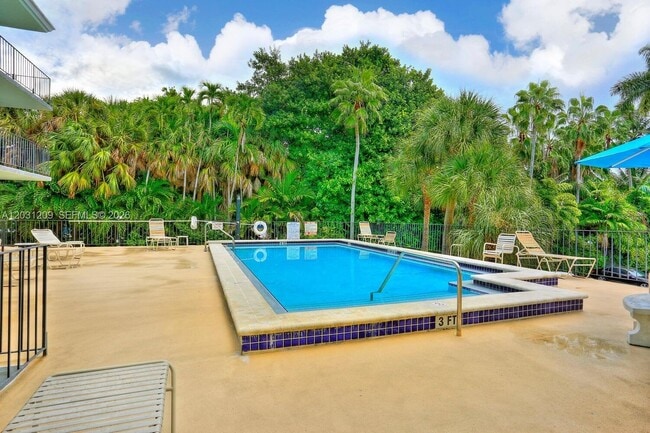 Photo - 2539 S Bayshore Dr Unit PH5