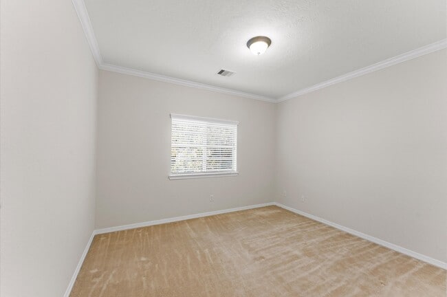 Building Photo - 10106 Holly Chase Dr Rental