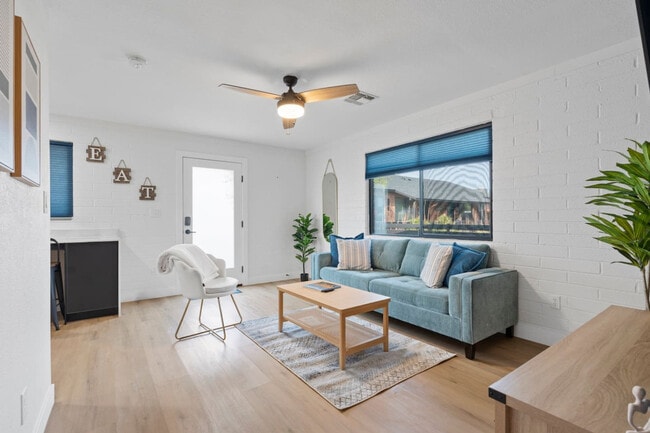 Photo - 4407 N 13th Pl Unit ID1366968P