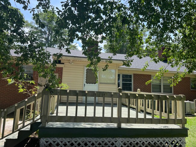 Photo - 901 Parrott Ave