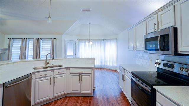 1012 Kingsley Dr