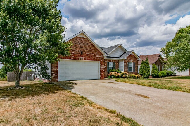 988 Chardea Ct