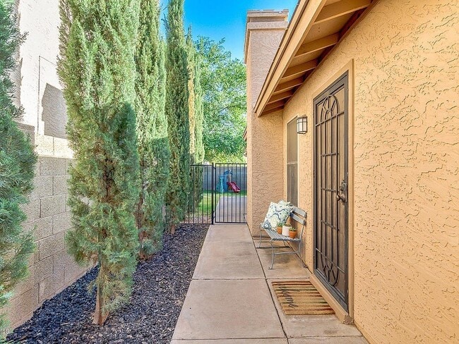 Photo - 4035 E Camino St