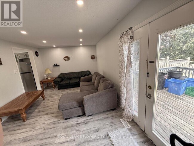 Photo - 291 Fleming Dr