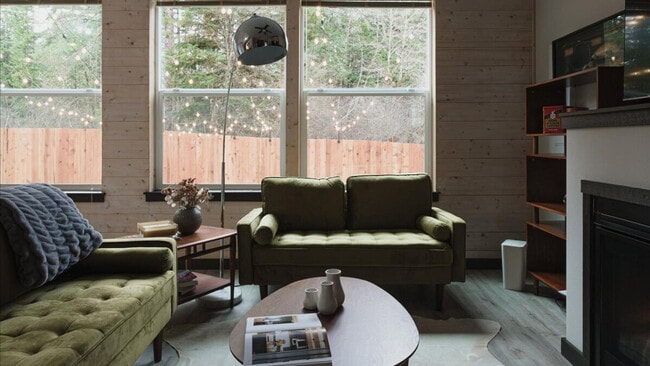 Photo - 313 Skate Creek Rd N Unit SI ID1035869P