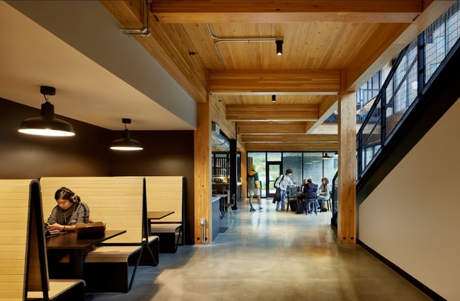 Terrace Dining Pavilion Lower Level Booths