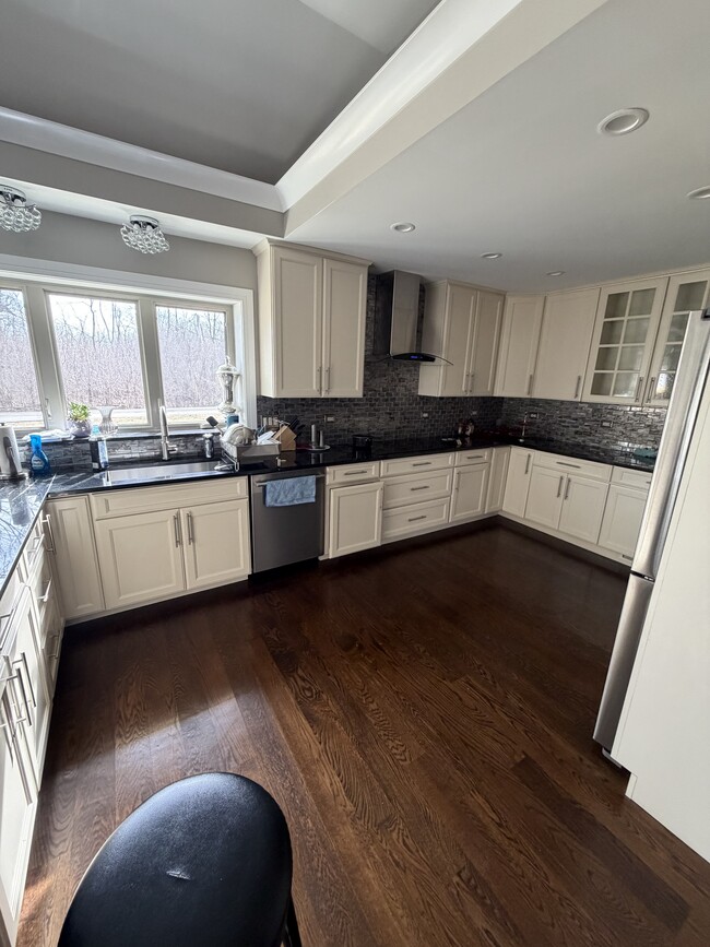 Photo - 4N150 Hawthorne Ave