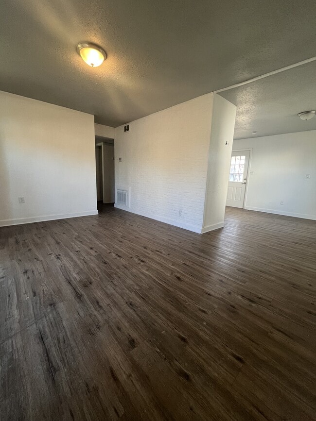 Photo - 715 St Barbara Ln