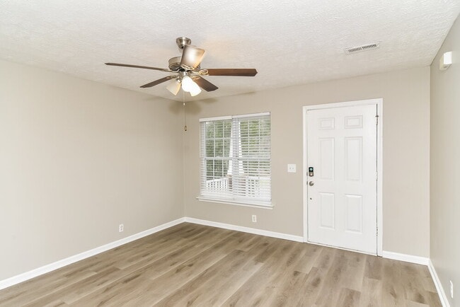 Photo - 315 Slippery Rock Dr