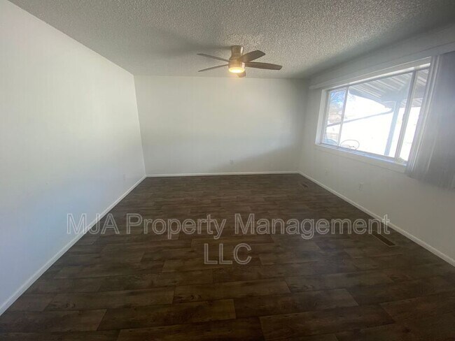 Photo - 1428 W 300 N Unidad 03