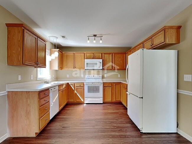 Photo - 1867 Longmont Dr