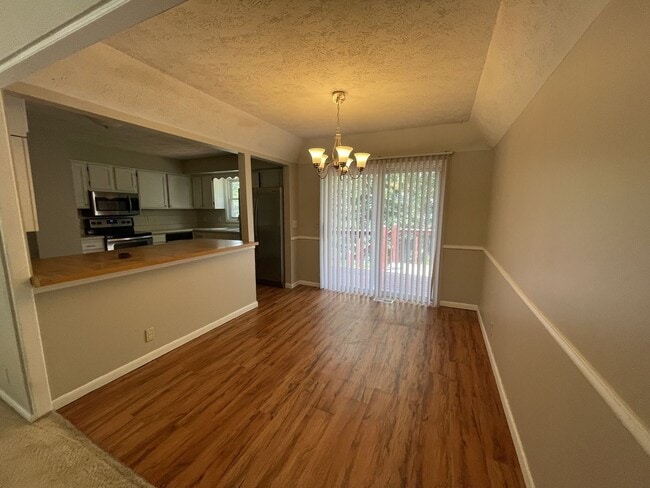 Photo - 15112 Lincoln Cir