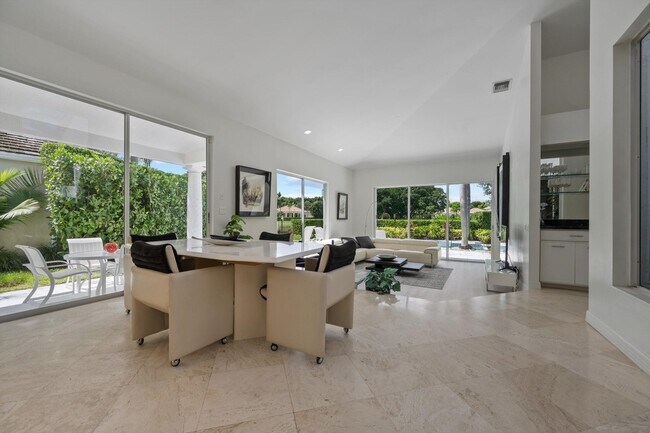 Photo - 2587 Muir Cir