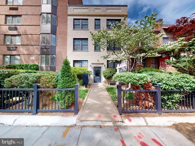 Photo - 1821 T St NW Apartment Unit 102