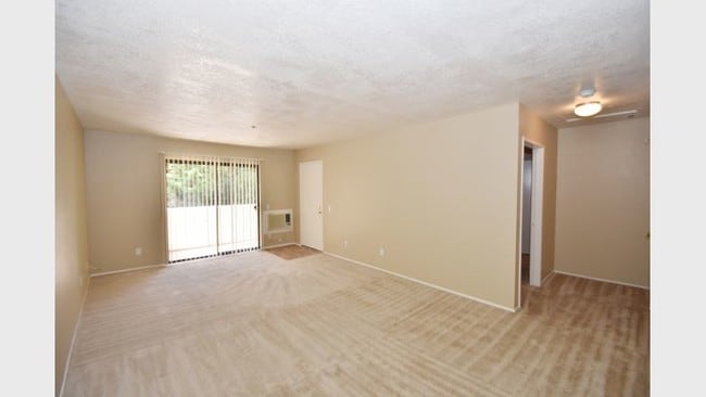 Sunset Springs Apartments
