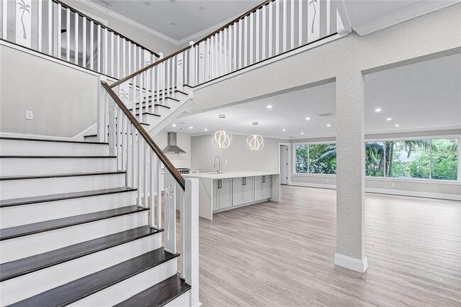 Photo - 311 E 8th Ave