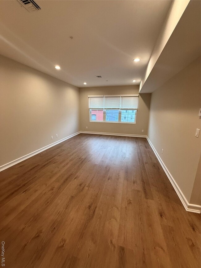 Photo - 122 Greenwich Ave Unit 303