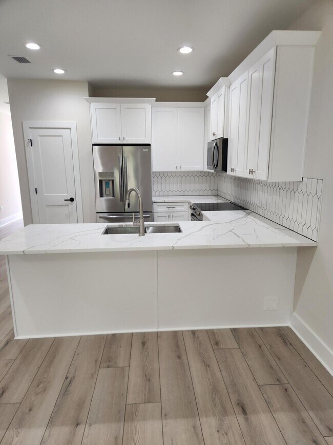 366 Cloverdale Blvd Townhome Townhome Rental in Fort Walton Beach FL