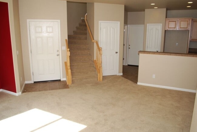 Photo - 8415 Oliva Rd