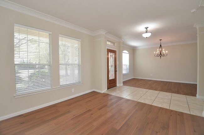 Photo - 5527 Baron Ridge Ln
