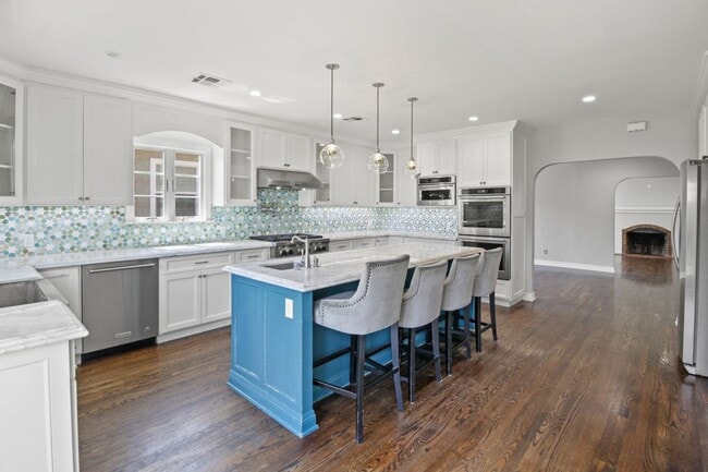 Photo - 2682 E Villa St